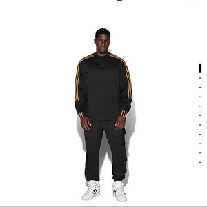 IVY PARK Long Sleeve Crew Neck Sweatshirt